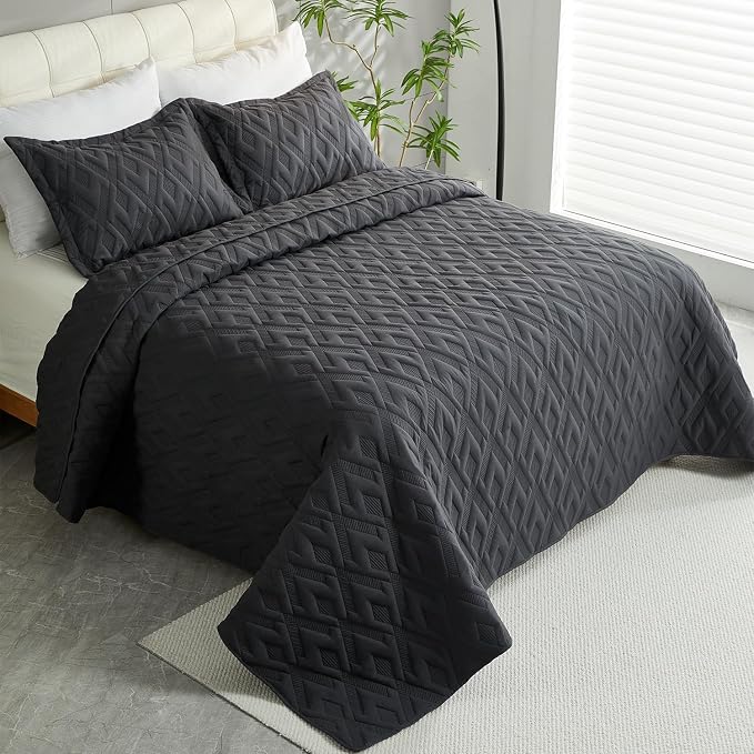 Cmfshape Diamond Embroidery Quilt Set, 3 Pieces King Quilt Bedding Set - Image 3