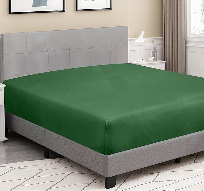 ROYALE LINENS 300 Thread Count 100% Long Staple Combed Cotton Fitted Sheet California King - Super Soft Deep Pocket Bottom Sheet - Fitted Sheets Only - Elastic Sheets (Cal King, Hunter Green)