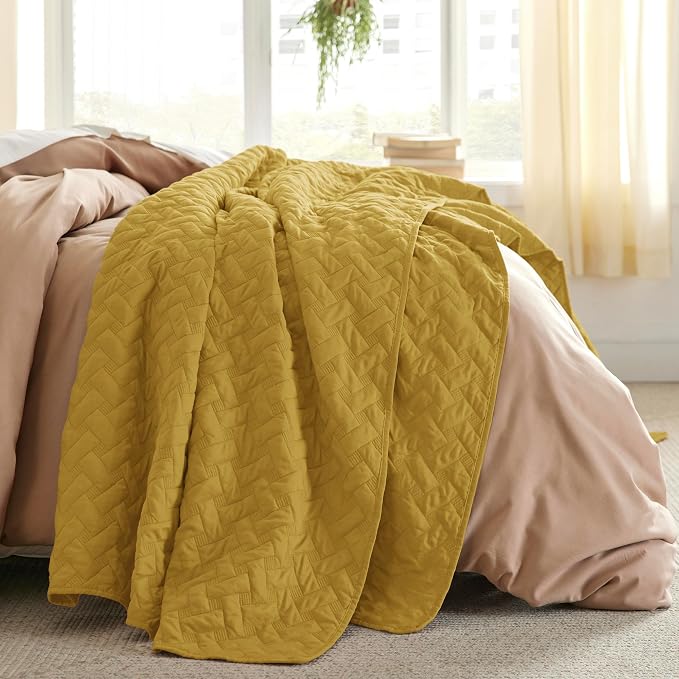 Bedsure King Size Quilt, Lightweight Comforter, Mustard Yellow Bedspread | - Image 5