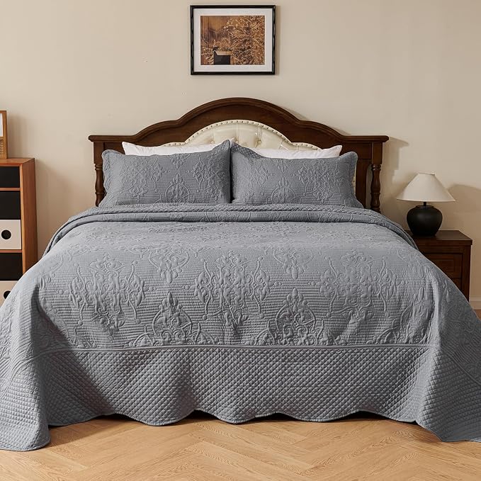 EVENHUG Oversized King Bedspreads California King Quilt Set - Image 3