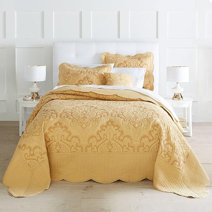 BrylaneHome Bedding Lightweight All Season Modern Amelia Quilted Damask Oversized Ultra Soft Bedspread - Queen, Honey Gold
