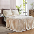 Ruffle Skirt Bedspread Set by Uozzi+Bedding