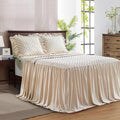 Ruffle Skirt Bedspread Set by Uozzi+Bedding