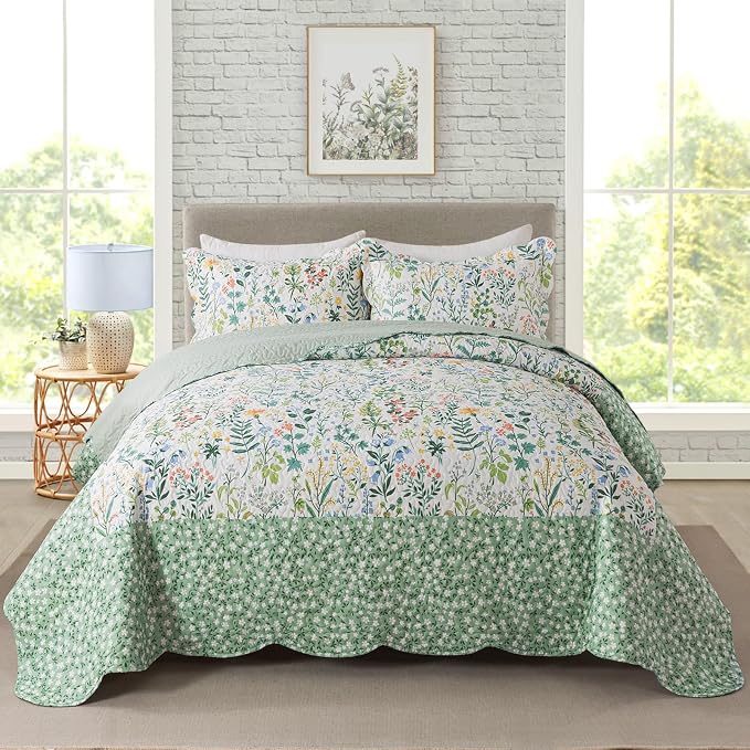 3-Piece Floral Quilt Super King Quilt Bedding Set, Ultra Soft & Fade Resistant by Travan