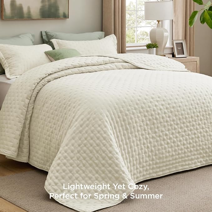 Bedsure Quilts Queen Size Bedspread, Lightweight Comforter, Ivory Coverlet | - Image 2