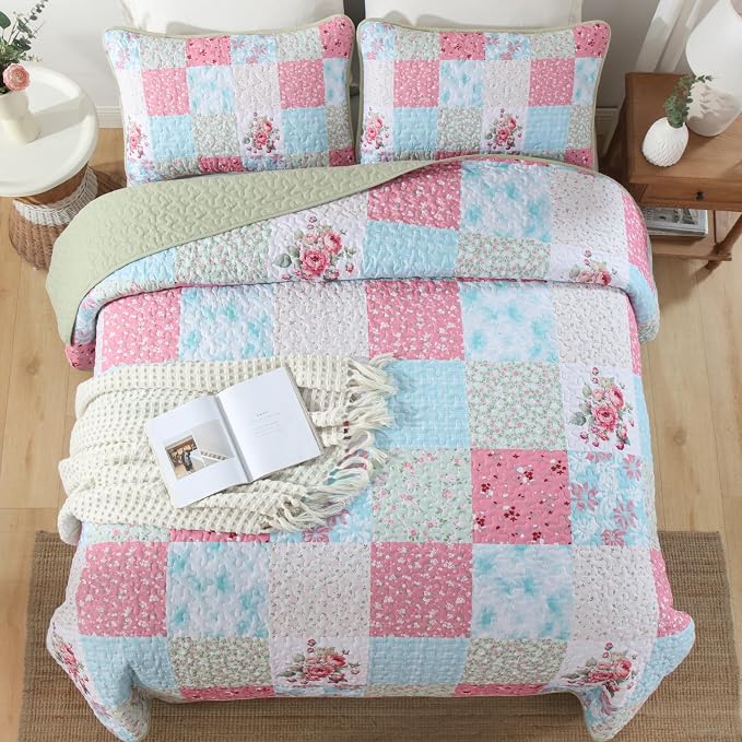 Mybedsoul Blue Pink Patchwork King Size Quilt, Soft Boho Floral King Bedspreads - Image 5