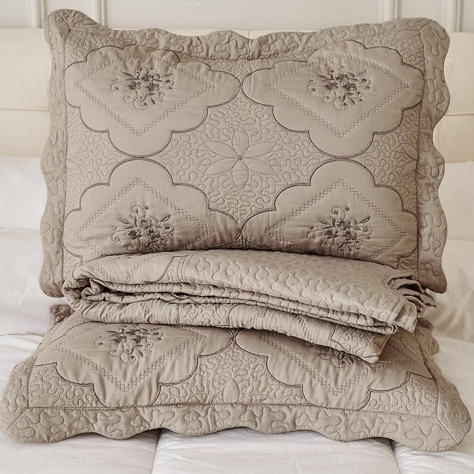 Cmfshape Floral Embroidery Quilt Set, 3 Pieces King Quilt Bedding Set, Classic - Image 8