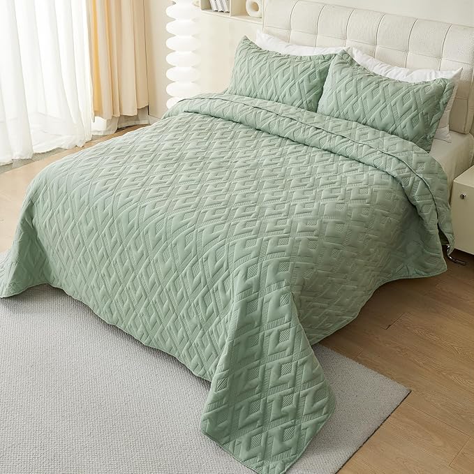 Cmfshape Diamond Embroidery Quilt Set, 3 Pieces King Quilt Bedding Set - Image 3