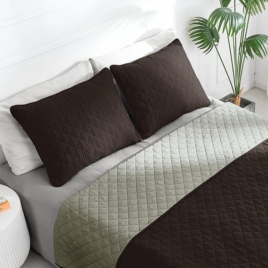 Easy-Going King Size Reversible Quilt Set with 1 Quilt and 2 Pillow Shams, Soft Bed Quilt Cover, Water Resistant Lightweight Microfiber Bedspread, Stain Resistant, Chocolate/Beige