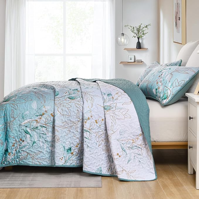 Aninbedding Floral King Quilt Set, 3 Piece Gradient Aqua Green Flower Pattern - Image 3