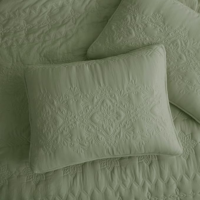 Boho Sage Green Quilt Queen Size Bedding Sets - Image 4