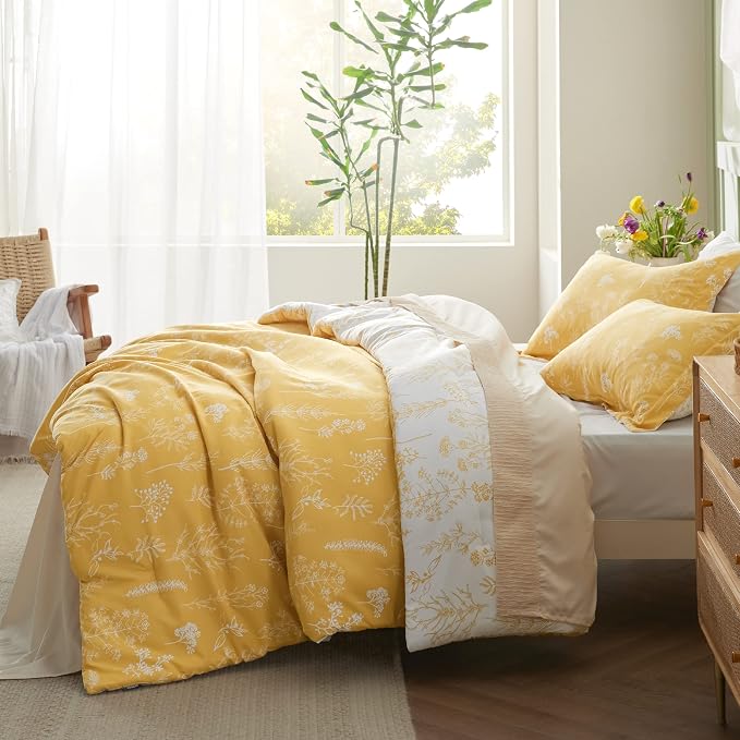 Bedsure Gold King Comforter Set - Image 4