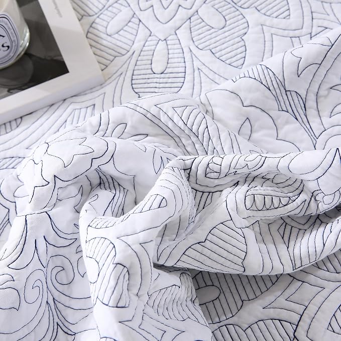 ROOMLIFE Quilt Set King Size 3D Floral Campanula Embroidery Pattern 3-Piece - Image 8