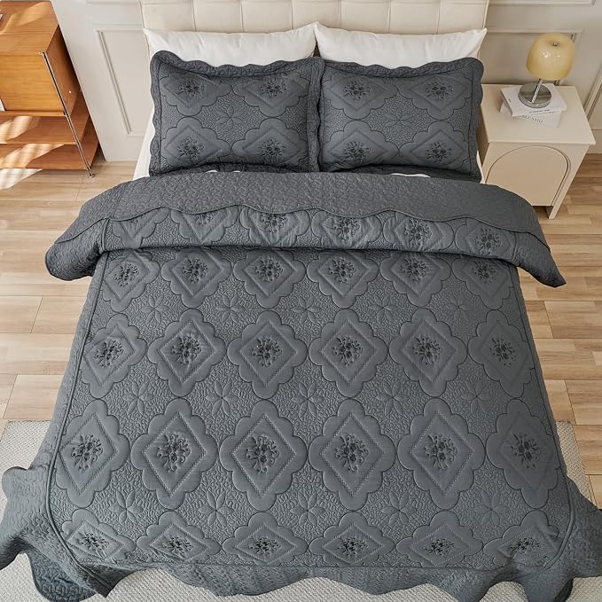 Cmfshape Floral Embroidery Quilt Set, 3 Pieces Queen Quilt Bedding Set - Image 2