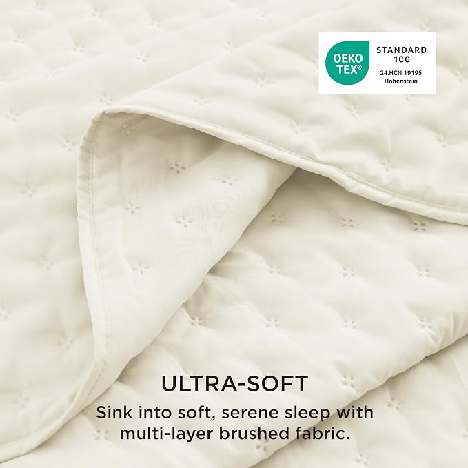 Bedsure Quilts Queen Size Bedspread, Lightweight Comforter, Ivory Coverlet | - Image 3