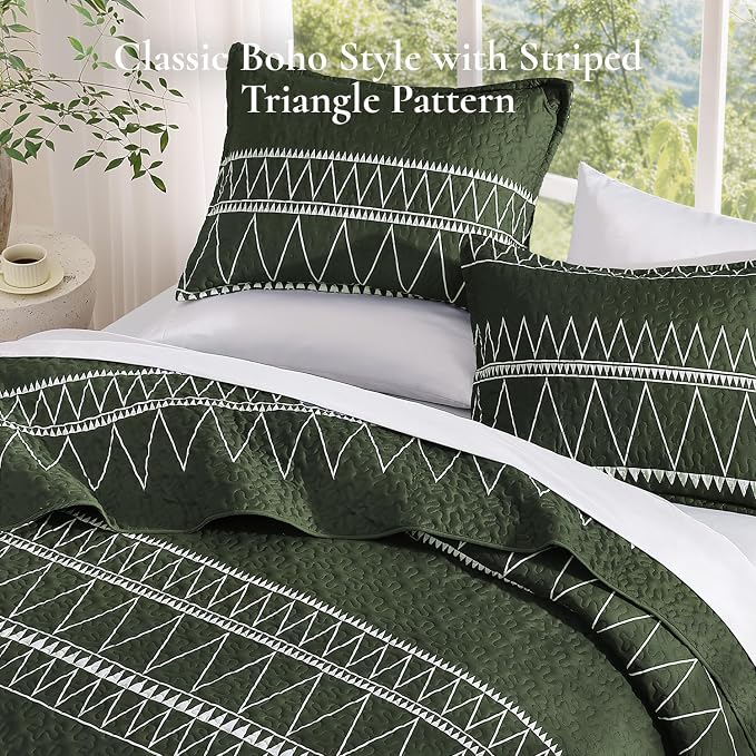 Green Oversized Super King Quilt Set, 3 Pieces Striped Bedspread | Boho Soft - Image 4