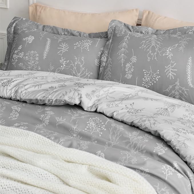Bedsure Light Grey California King Comforter Set - Image 5