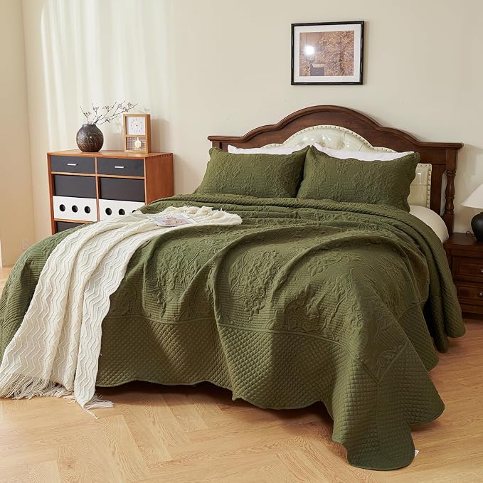 EVENHUG Oversized King Bedspreads California King Quilt Set - Image 4