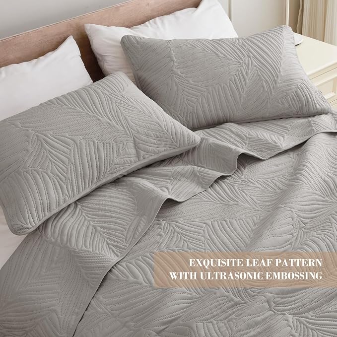 Exclusivo Mezcla 2-Piece Twin Quilt Bedding Set, Soft Microfiber Bedspreads | - Image 3