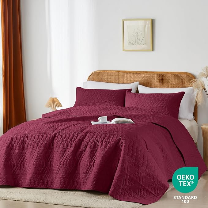 akkialla King/Cal King Quilt Set, Burgundy Lightweight Microfiber Bedspread - Image 2
