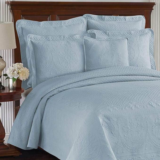 King Charles Modern Farmhouse Floral Matelasse Bedspread, 100% Cotton - Image 4