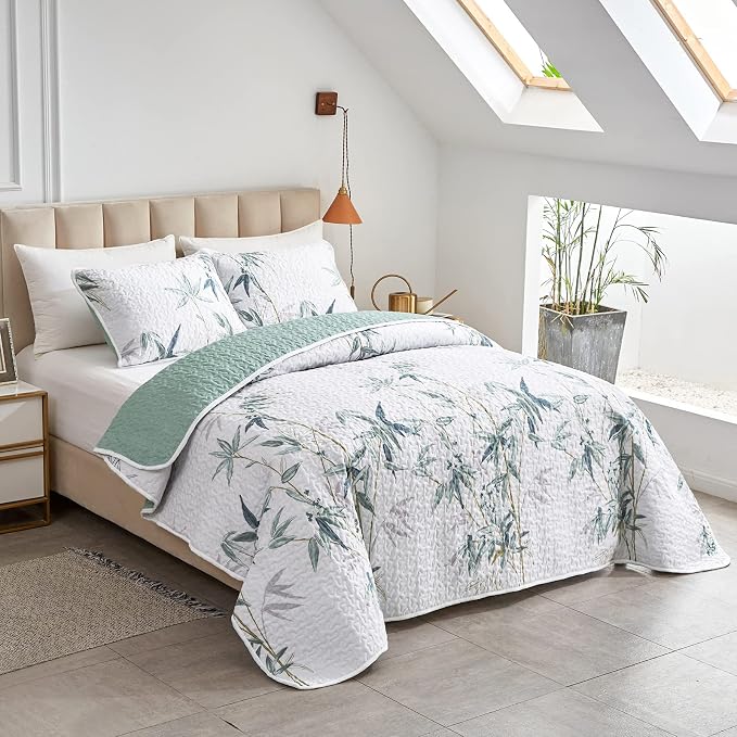 Botanical Quilt Set 3 Piece California King, Soft Microfiber Lightweight Bed - Image 6