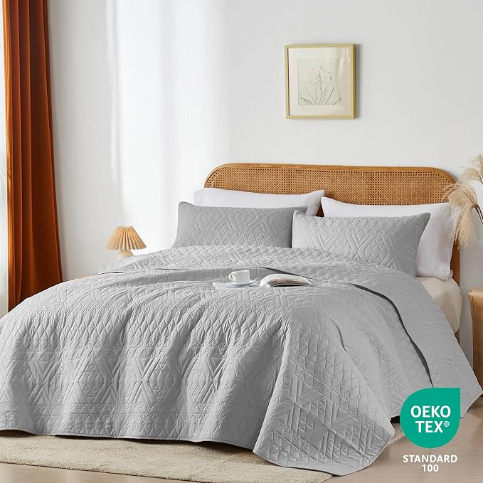 akkialla Twin Size Quilt Bedding Set, Light Grey Lightweight Microfiber Soft - Image 2
