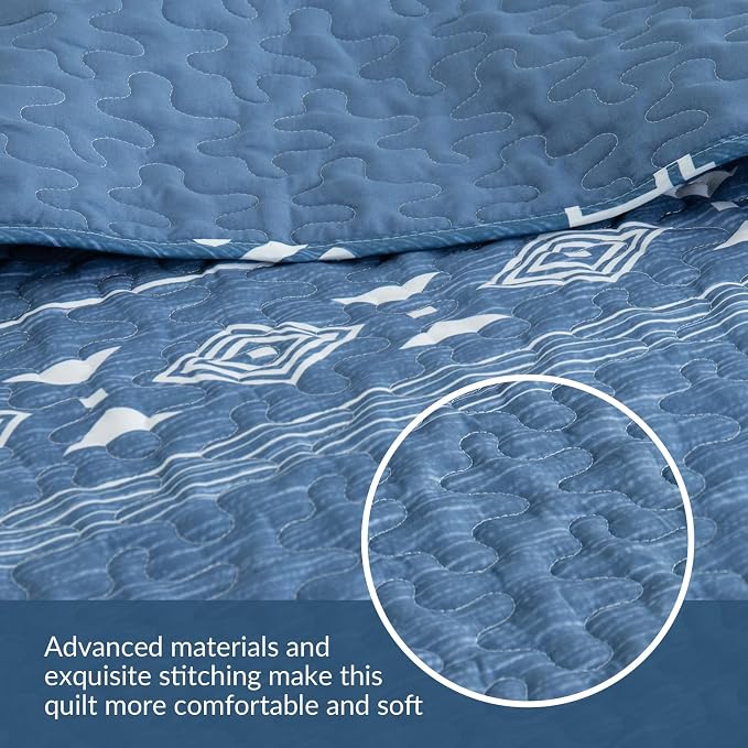 Whale Flotilla Reversible Blue Print Quilt Twin Size - Image 6