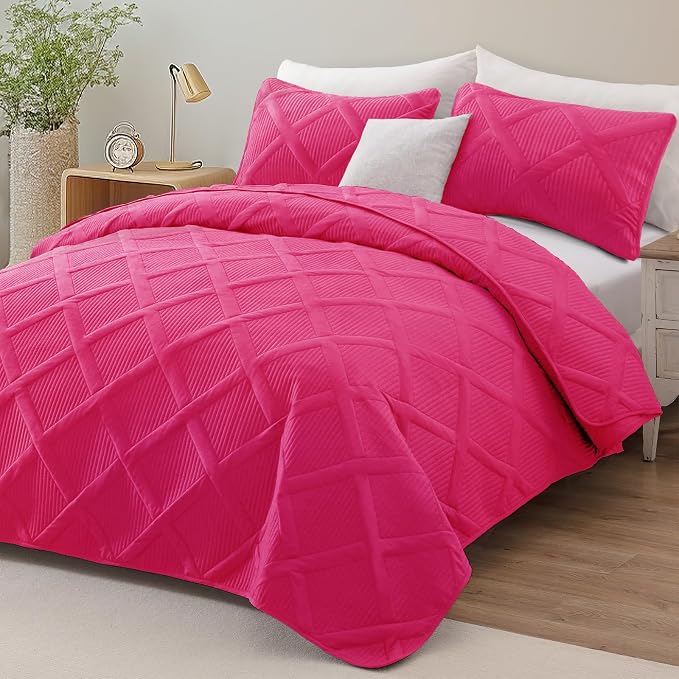 Exclusivo Mezcla Twin Size Quilt Set, Hot Pink | Soft Bedspreads - Image 2