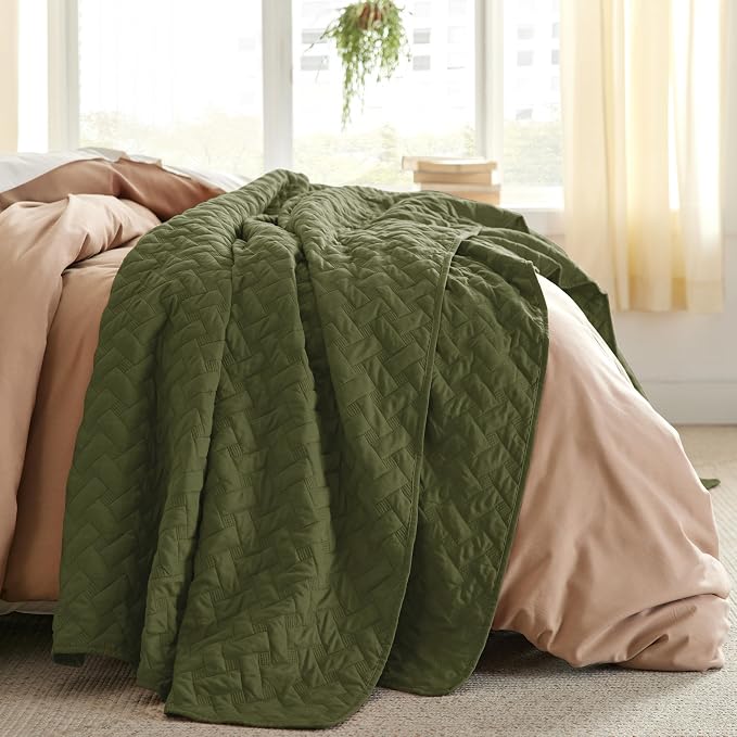Bedsure King Size Quilt, Lightweight Comforter Set, Olive Green Bedspread | - Image 2
