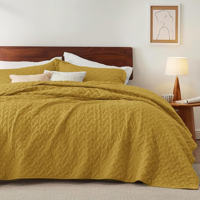Bedsure Quilts Queen Size, Lightweight Comforter, Mustard Yellow Bedspread | - Image 3