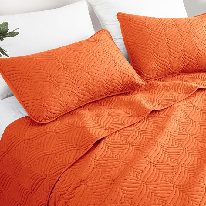 Whale Flotilla Soft Cal King Quilt Bedding Set, Lightweight Bedspreads | Burnt - Image 7