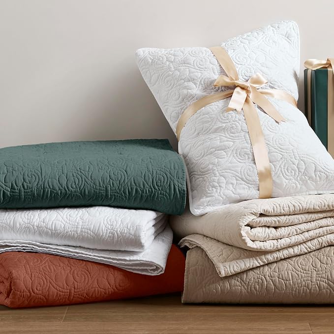 Madison Park Queen Quilt Bedding Set, Cottage-Inspired Damask, Classic Stitch - Image 6