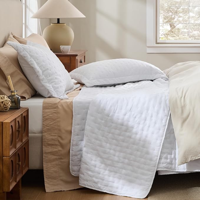 Bedsure Twin Quilt - Image 5