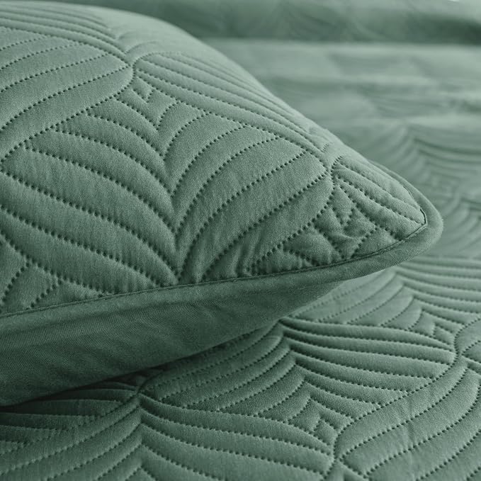 Whale Flotilla Soft Cal King Quilt Bedding Set, Lightweight Bedspreads | Olive - Image 7