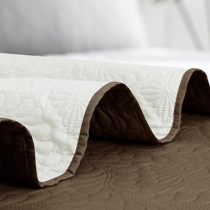 Easy-Going Reversible Quilt Set Full/Queen, Bedspread - Image 6