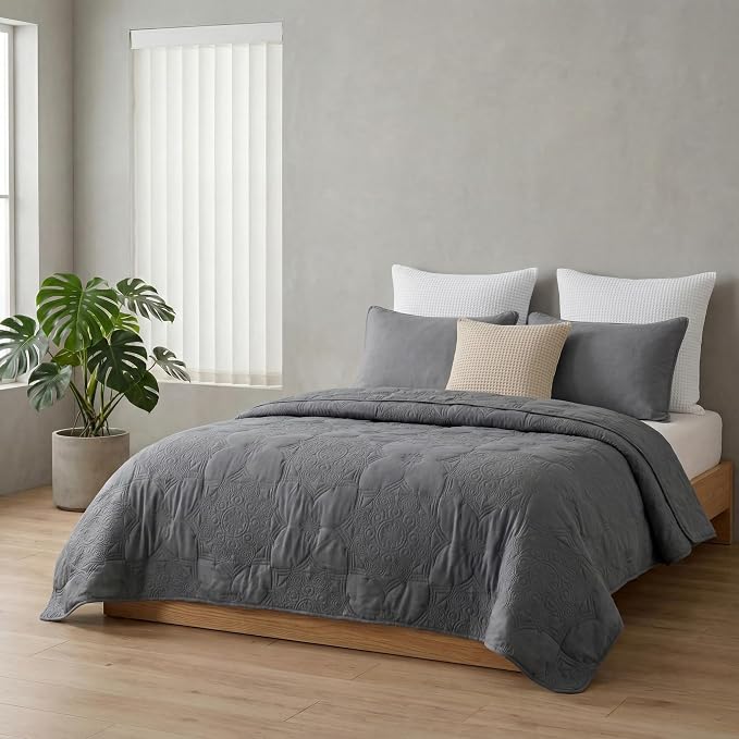 Bedsure King Size Quilt Bedspread, Thin Comforter, Drak Grey Coverlet | - Image 9