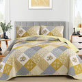 Dinjoy Boho King Quilt Set, 3-Piece Reversible Soft Plaid Floral Bedding Set by DINJOY