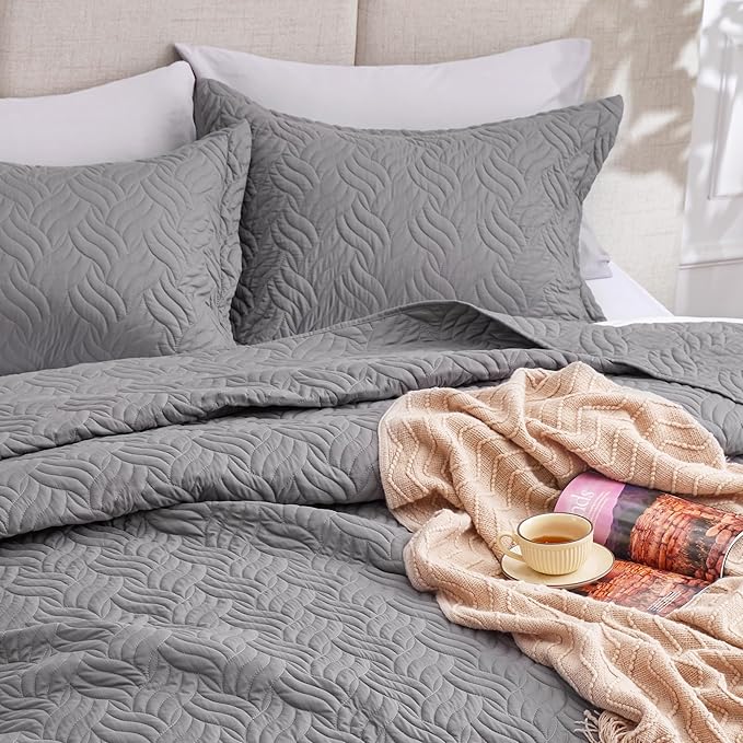 Love's cabin California King Size Quilt Bedding Set Grey Bedspread - Image 8