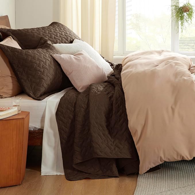 Bedsure King Size Quilt, Lightweight Comforter Set, Basket Weave, All-Season - Image 4
