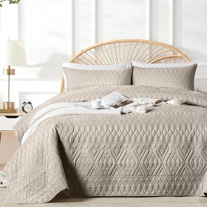 akkialla Twin Quilt Set, Taupe Lightweight Microfiber Bedspread Coverlet by akkialla