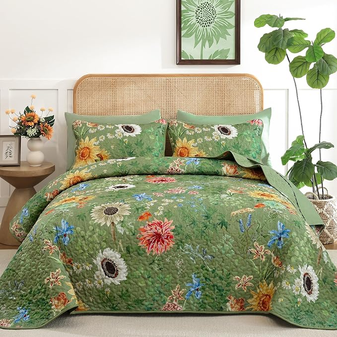 Yiran Floral Quilts Queen Size by Yiran