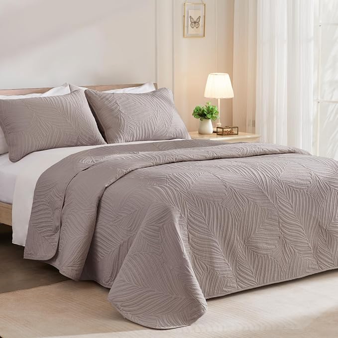 Exclusivo Mezcla California King Quilt Bedding Set, Microfiber Bedspreads | - Image 2