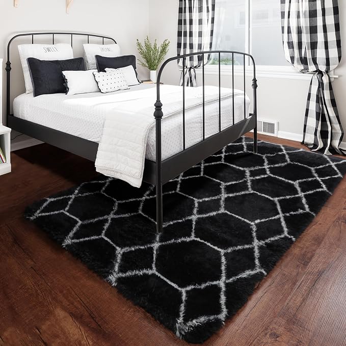 Area Rugs for Living Room Bedroom, 5x8 Fluffy Black and White Rug, Geometric - Image 7