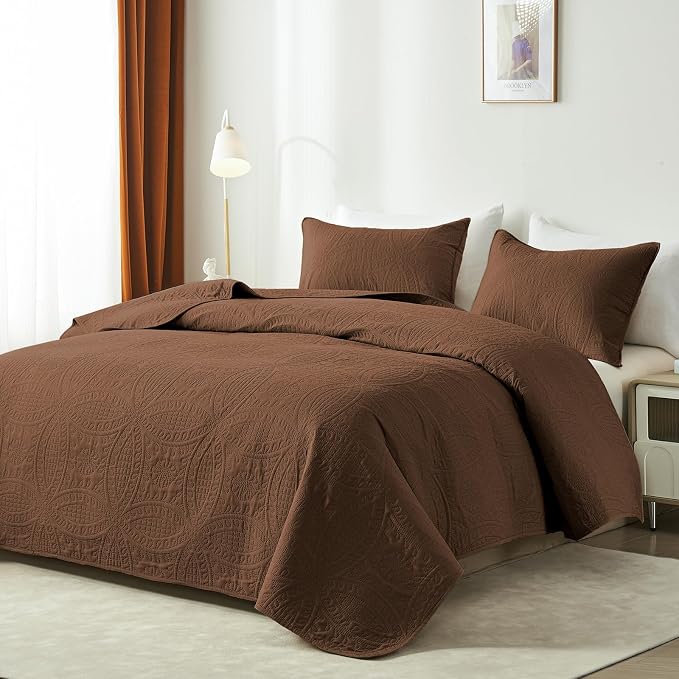 akkialla 118"x106" Brown California King Quilt Set, Oversized Floor-Length - Image 2