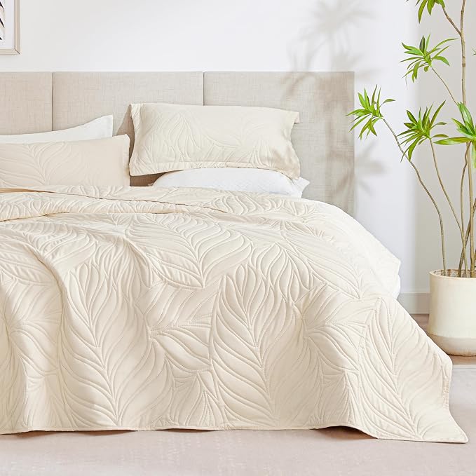 EXQ Home Queen Quilt Set Leaf Pattern Beige Bedspread | Bedding Set by EXQHomeTexitleCoLtd