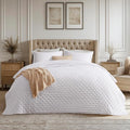 Bedsure Quilts Queen Size by Unknown