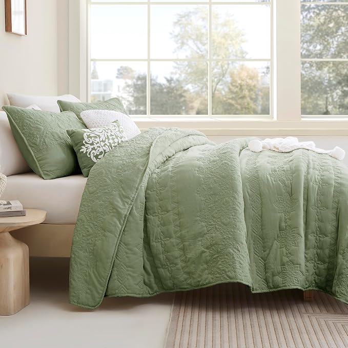 Boho Sage Green Quilt Queen Size Bedding Sets - Image 2
