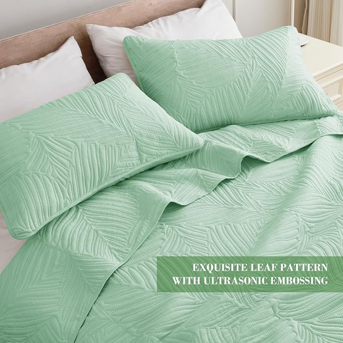 Exclusivo Mezcla 2-Piece Twin Quilt Bedding Set, Soft Microfiber Bedspreads | - Image 3
