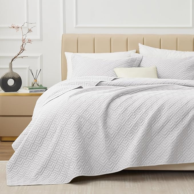 EXQ Home Quilt Set Queen Size Summer Squares Pattern White Bedspread | Bedding by EXQHomeTexitleCoLtd